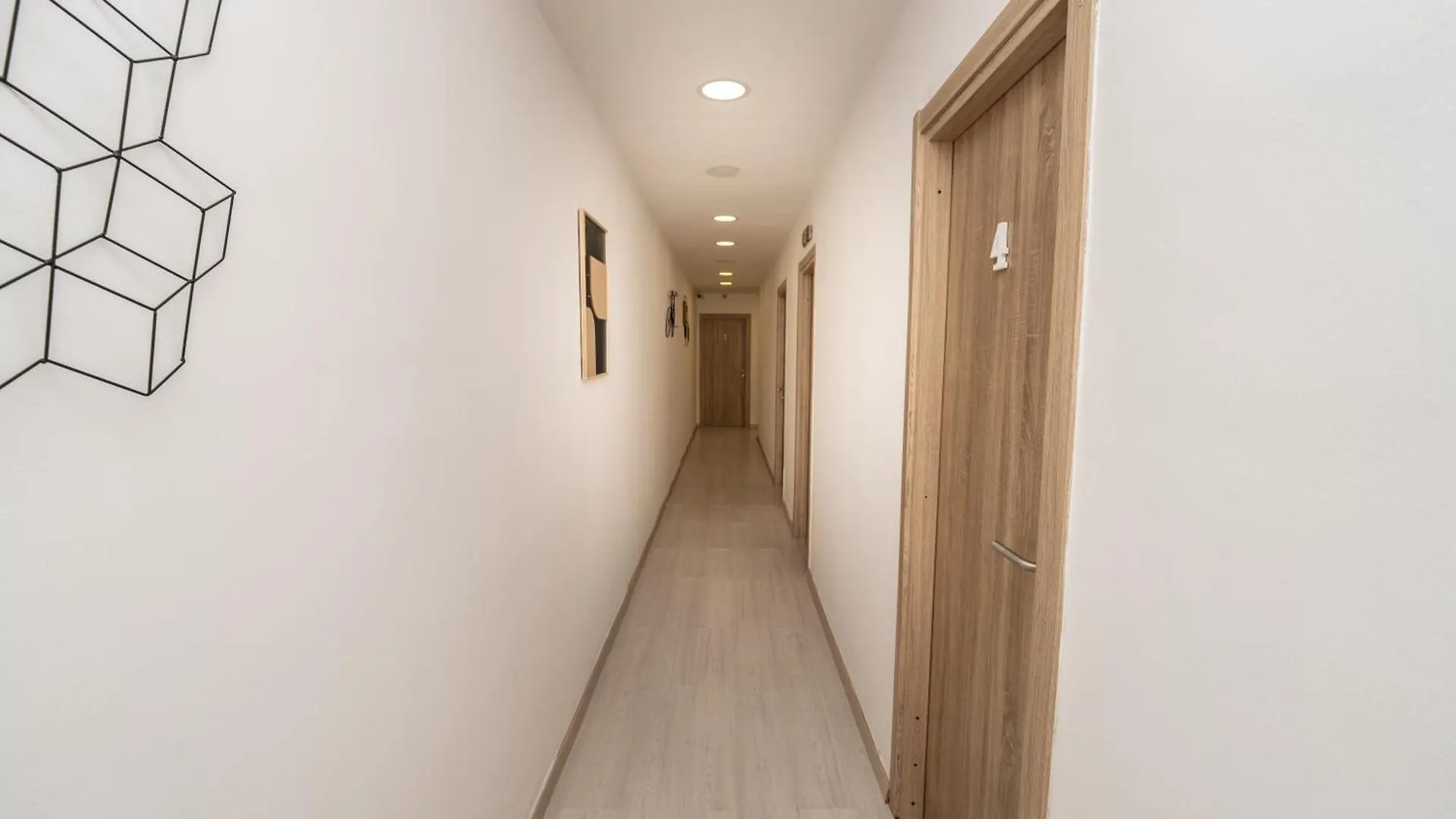 פלרמו Central Room 128L בית הארחה