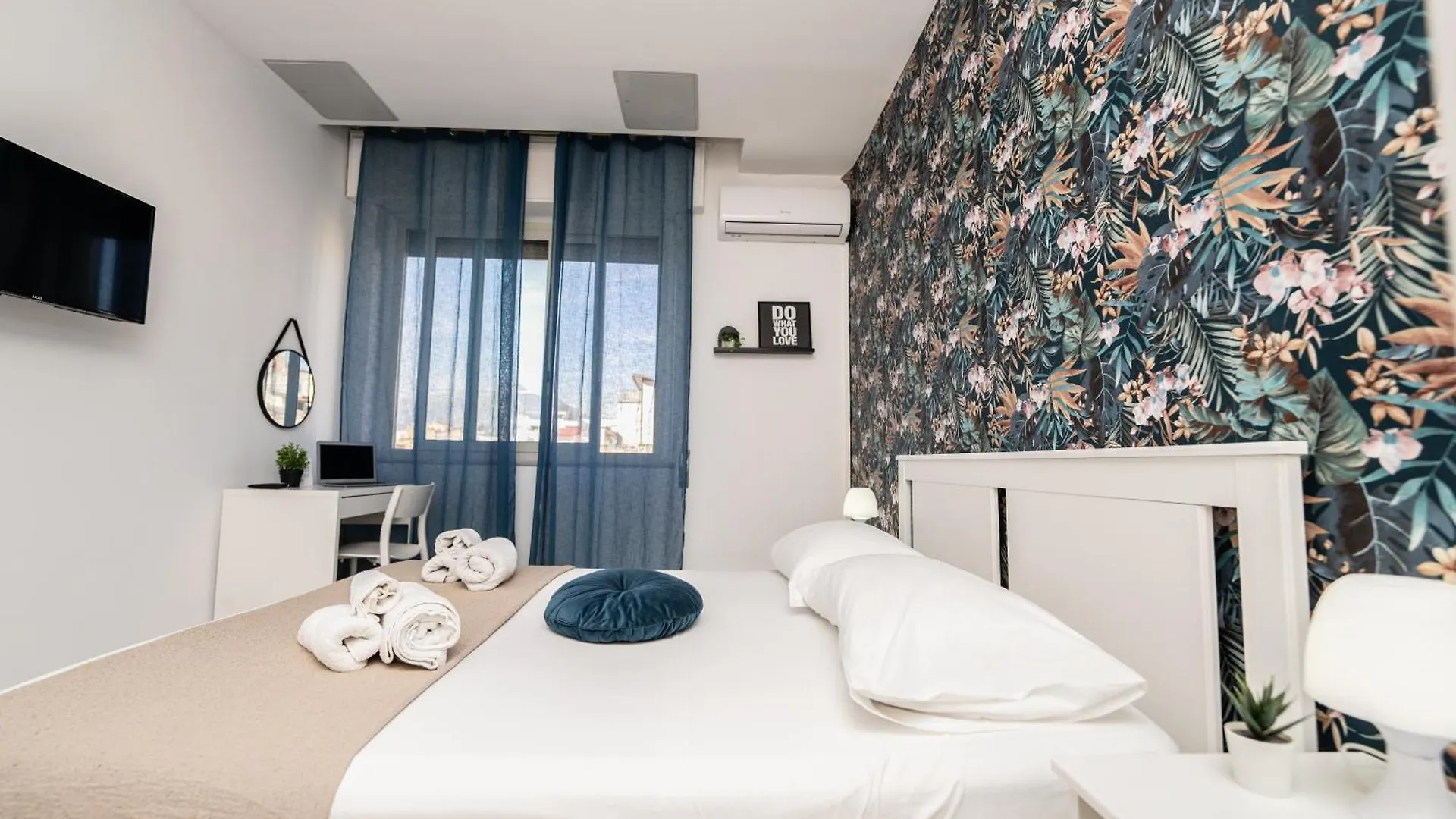 פלרמו Central Room 128L